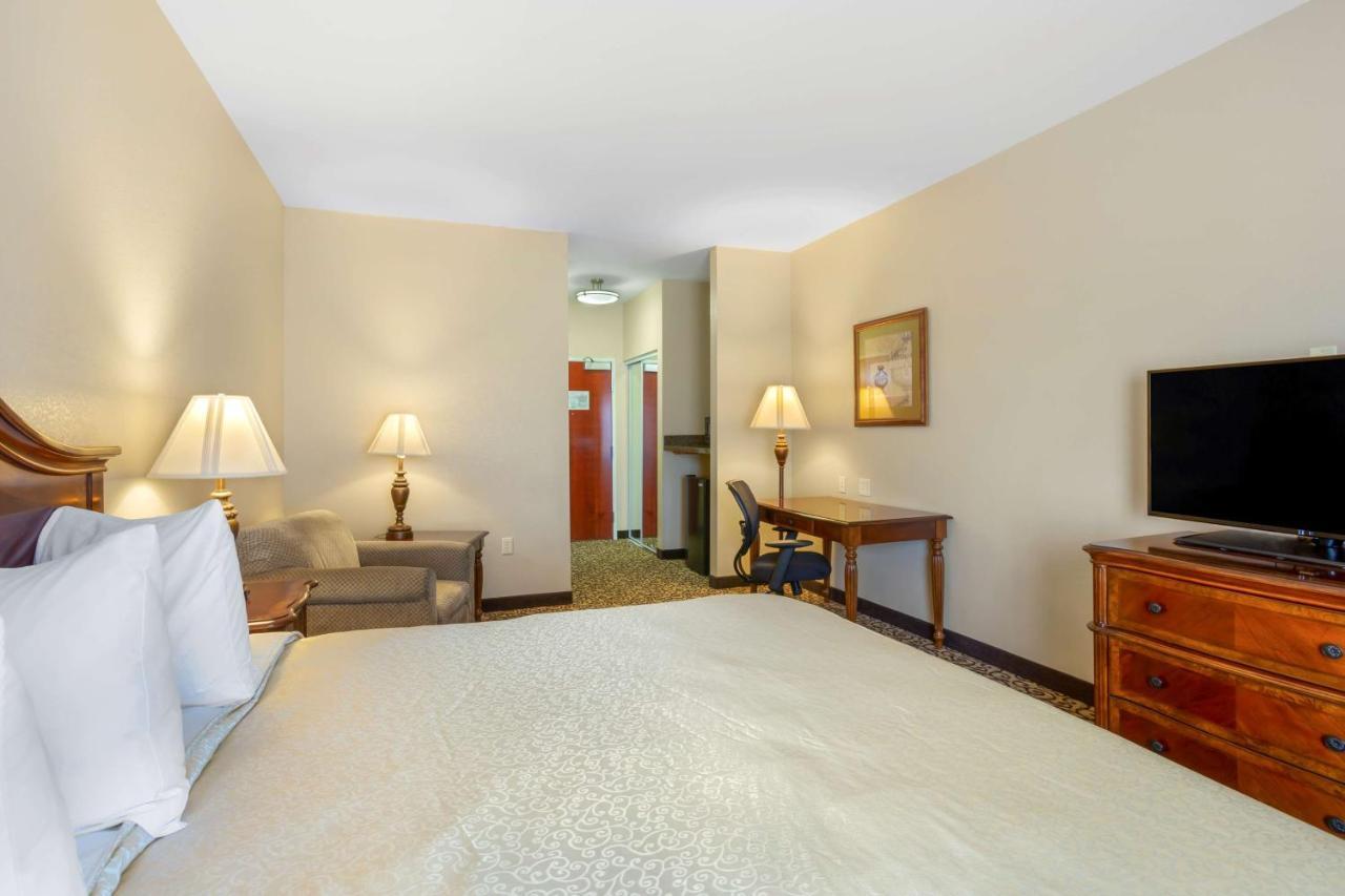 Best Western Plus Fossil Country Inn & Suites Kemmerer Exterior photo